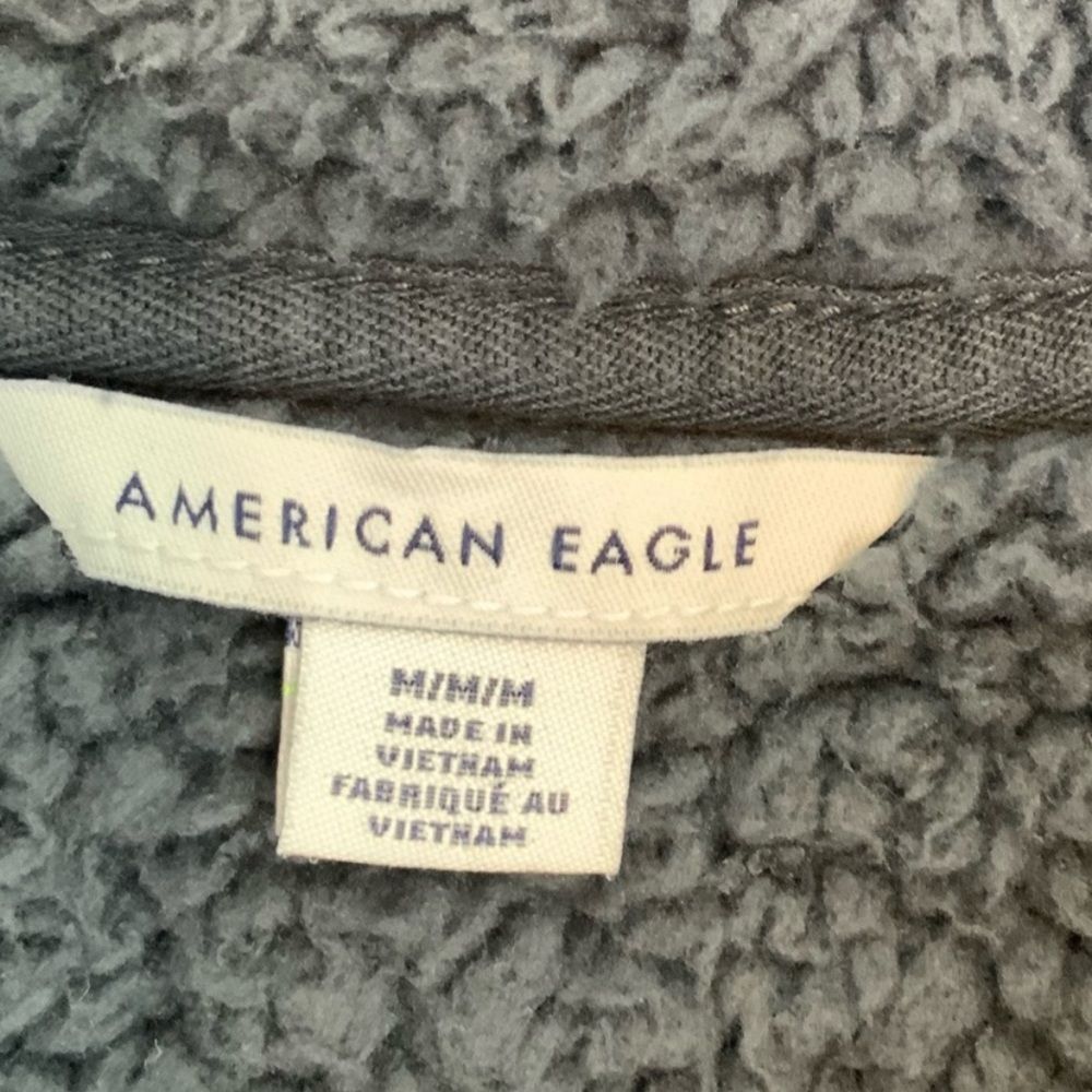 American Eagle Outfitter Grey Fuzzy Teddy Sherpa M - Picture 4 of 13